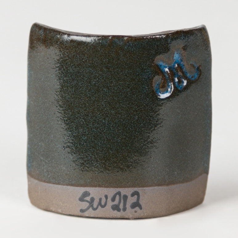 Tmavá hlína, cone 6 – oxidace